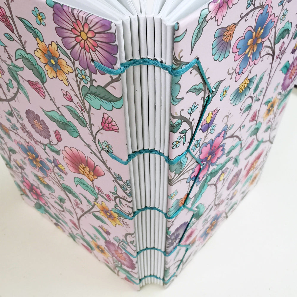 Ημερολόγιο Εβδομαδιαίο 2026 με Βυζαντινή Βιβλιοδεσία - Pink Jardin