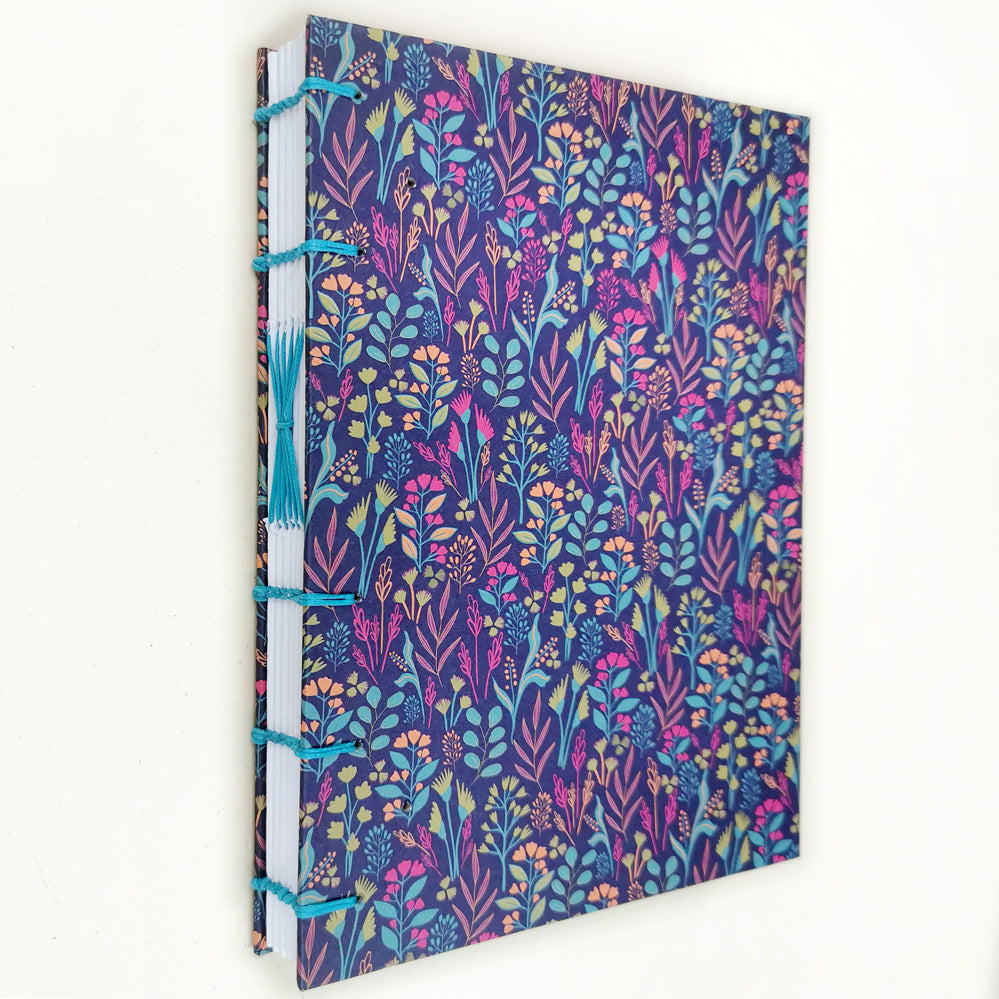 Χειροποίητo Σημειωματάριo με Βυζαντινή Βιβλιοδεσία - Night Meadow