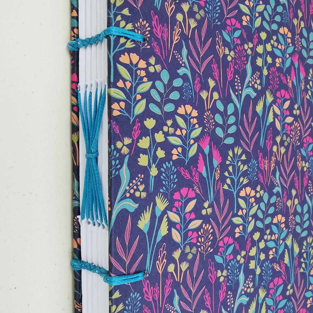 Χειροποίητo Σημειωματάριo με Βυζαντινή Βιβλιοδεσία - Night Meadow