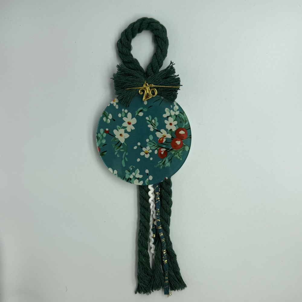 Χριστουγεννιάτικο στολίδι από plexiglass - Γούρι 2026