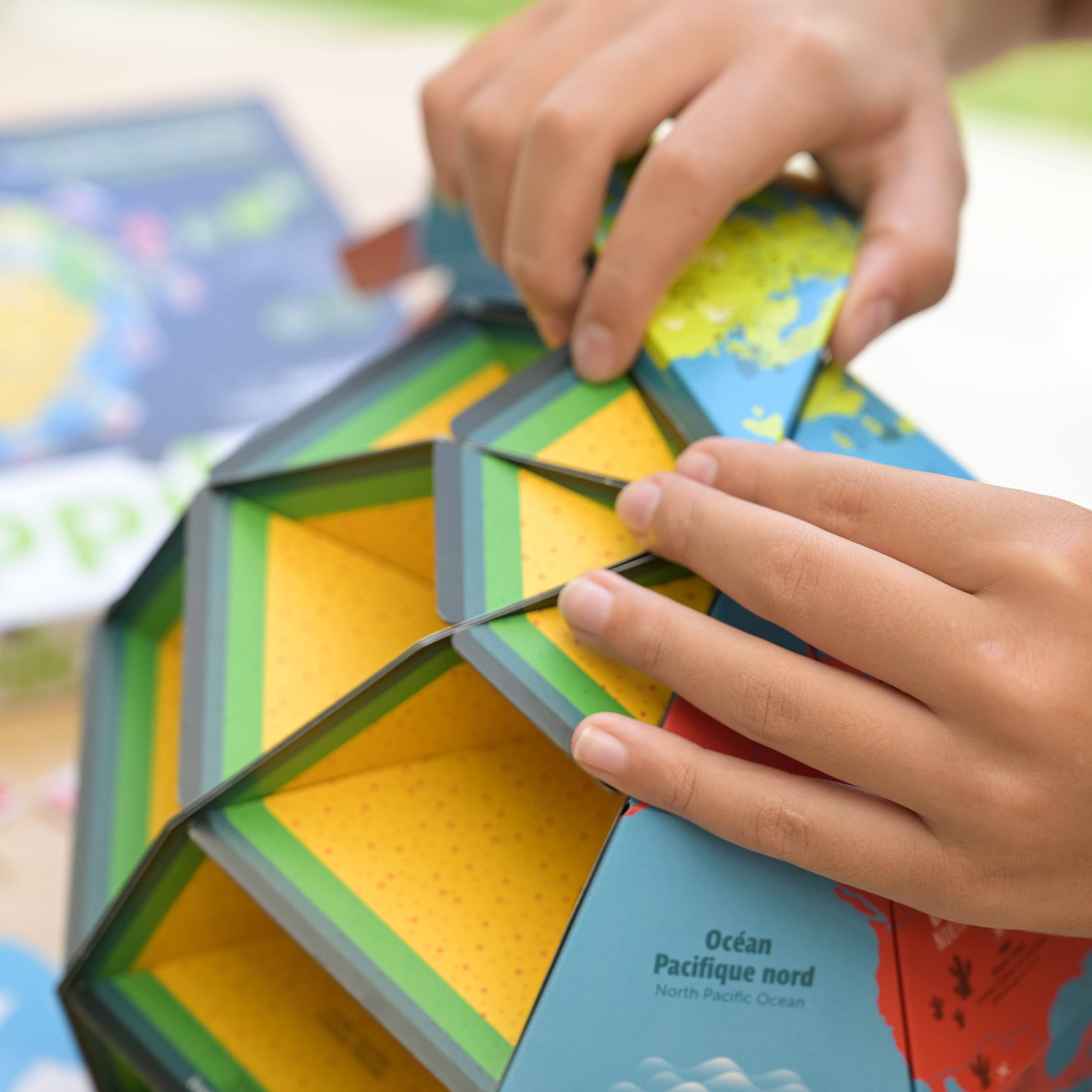 3D Σφαίρα με αυτοκόλλητα - Σημαίες