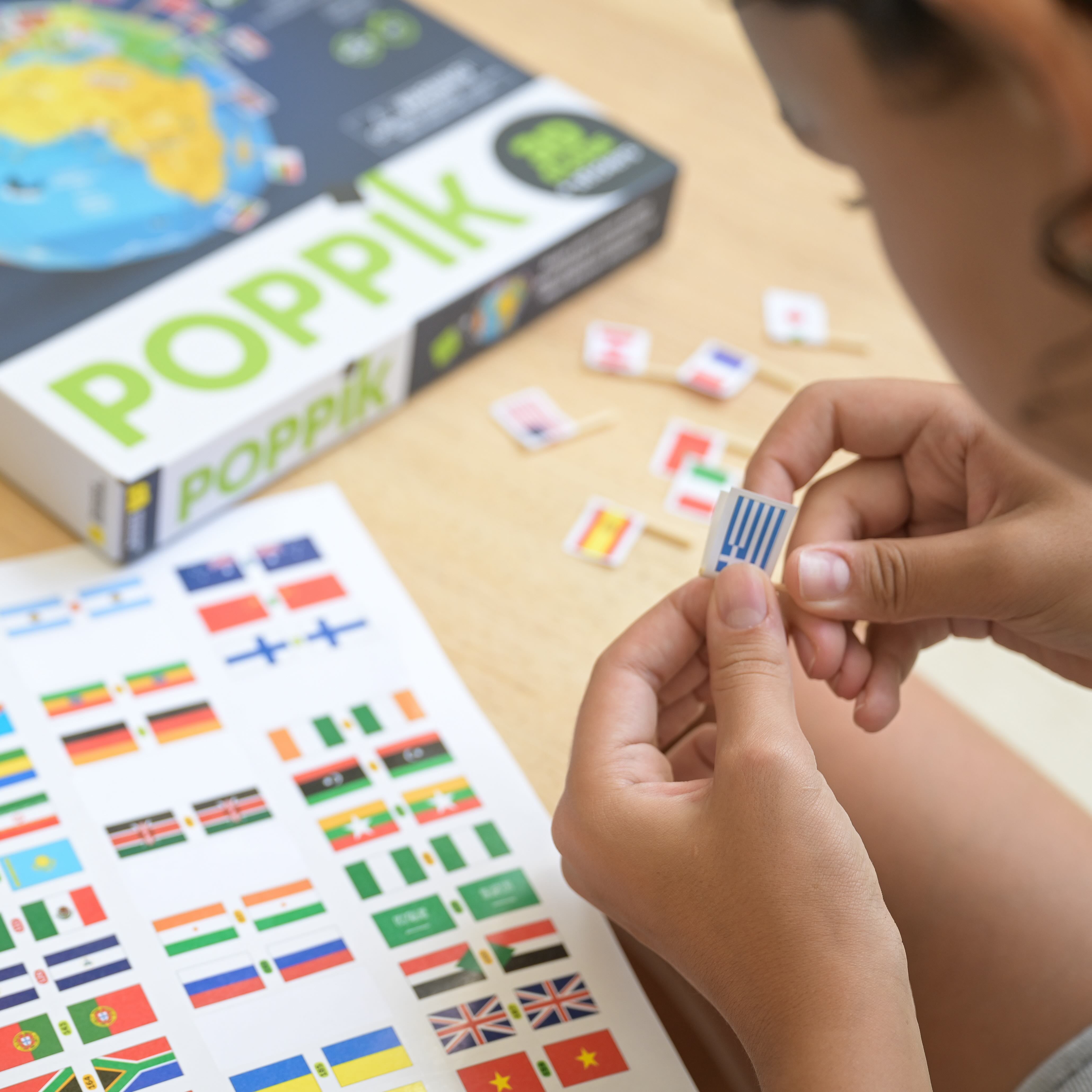 3D Σφαίρα με αυτοκόλλητα - Σημαίες