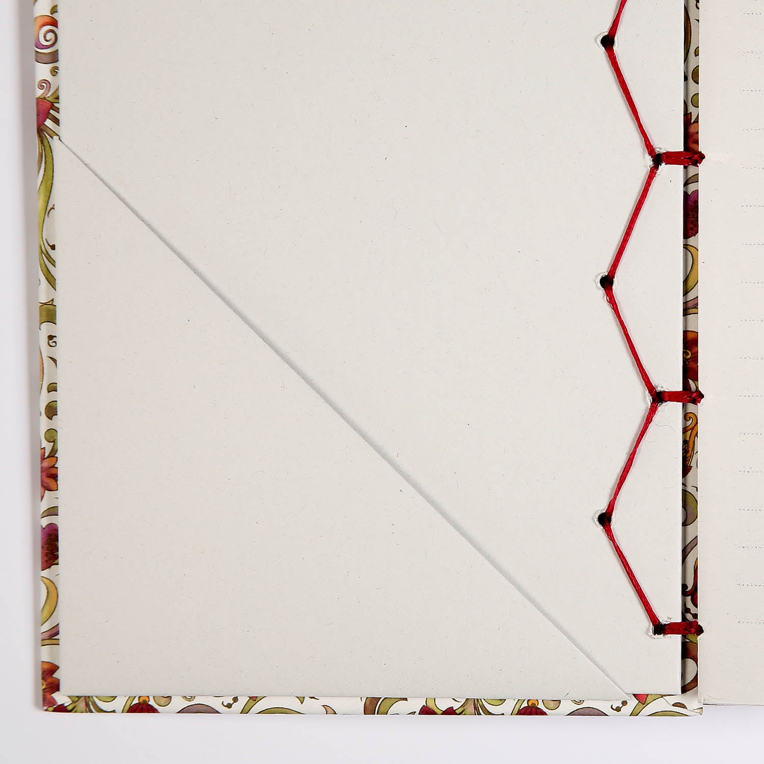 Ημερολόγιο Εβδομαδιαίο 2026με Βυζαντινή Βιβλιοδεσία - White Elegance